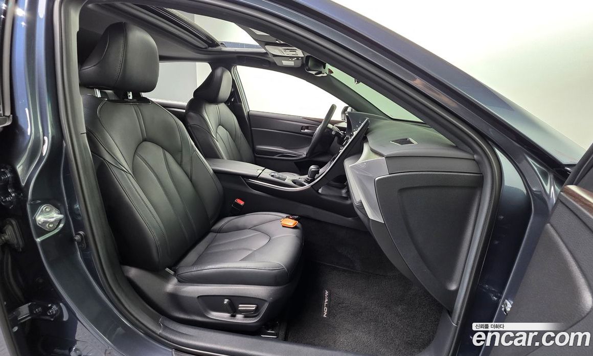 Toyota Avalon 2.5 Hybrid