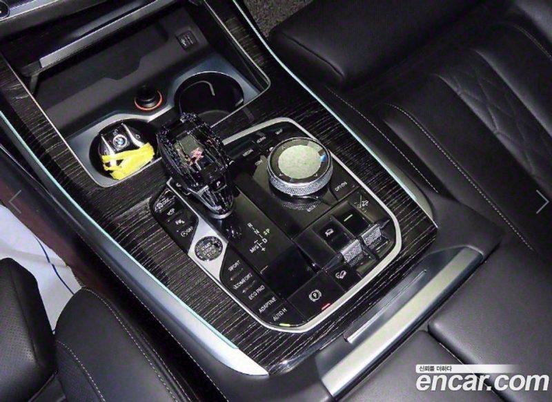 BMW X7 xDrive i40 M Sport 6STR