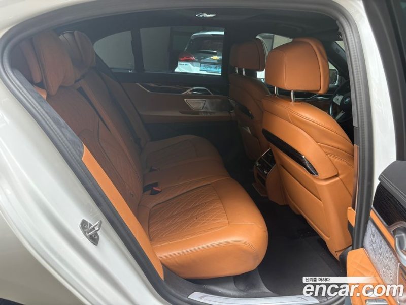BMW 7-Series 730D xDrive M Sport