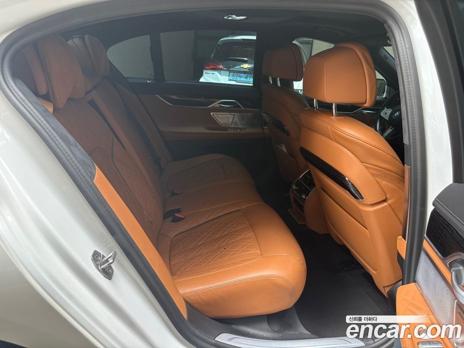 BMW 7-Series 730D xDrive M Sport