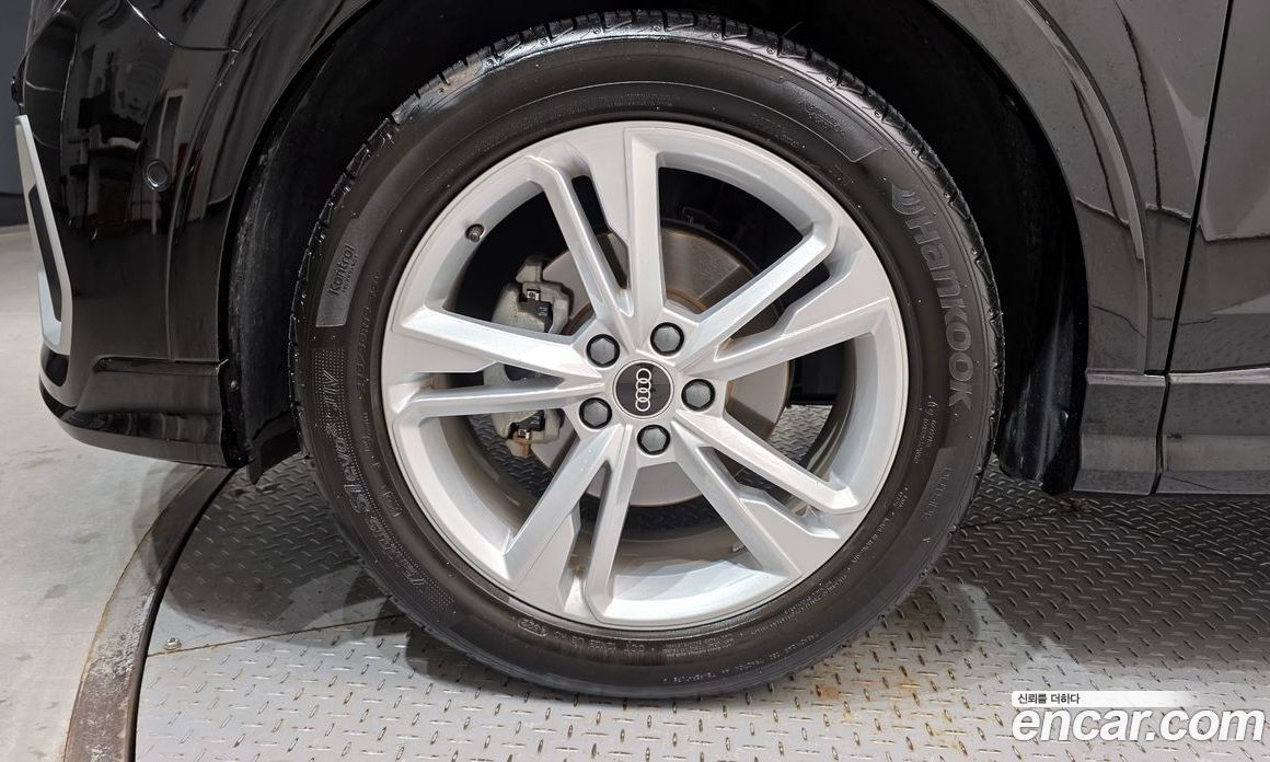 Audi Q3 35 TDI Premium Sportback