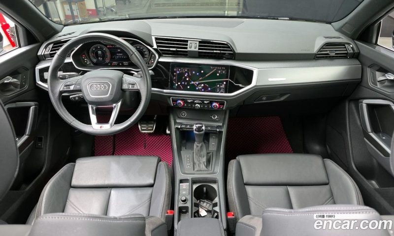 Audi Q3 35 TDI Premium Sportback