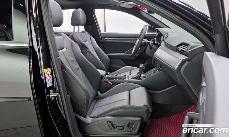 Audi Q3 35 TDI Premium Sportback