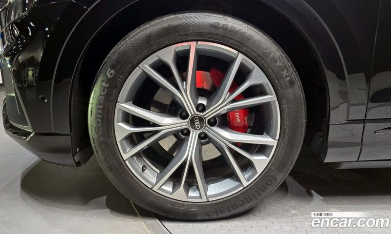 Audi Q8 55 TFSI Quattro Premium