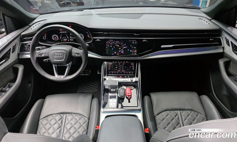 Audi Q8 55 TFSI Quattro Premium
