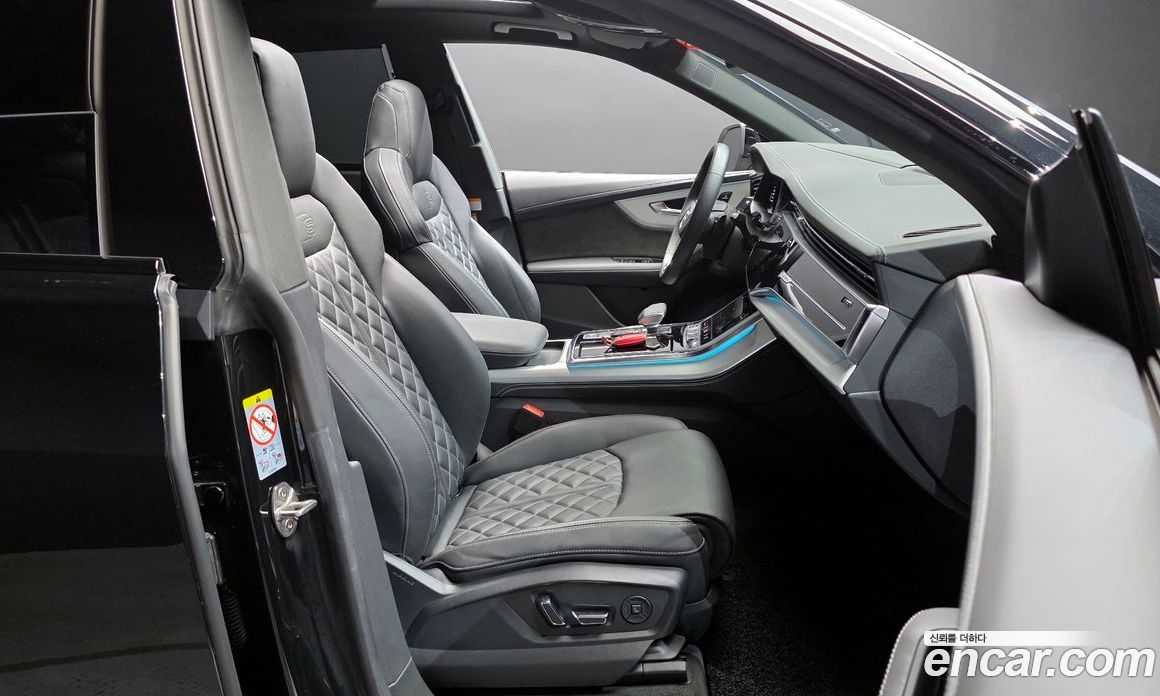 Audi Q8 55 TFSI Quattro Premium