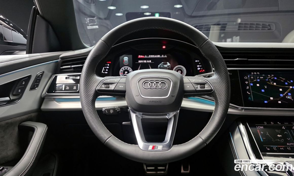 Audi Q8 55 TFSI Quattro Premium