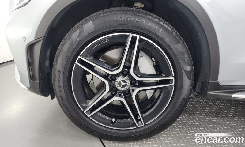 Mercedes Benz GLC-Class GLC300 4MATIC