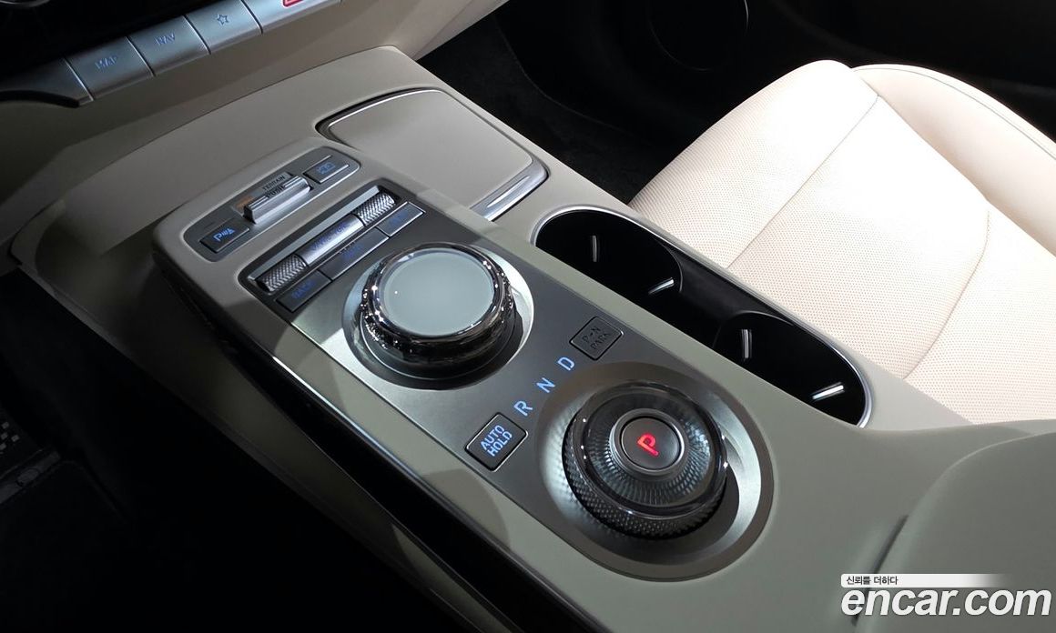 Genesis GV70 2.5T Gasoline AWD