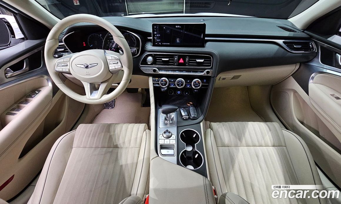 Genesis G70 Gasoline 2.0T 2WD