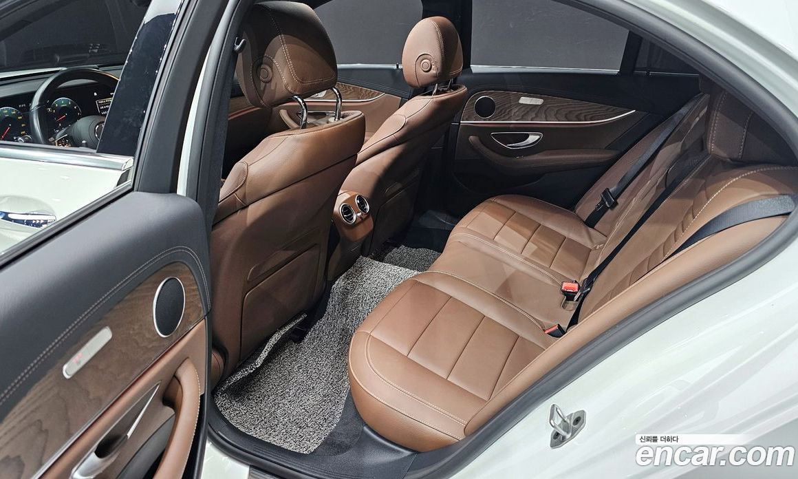Mercedes Benz E-Class E250 Exclusive