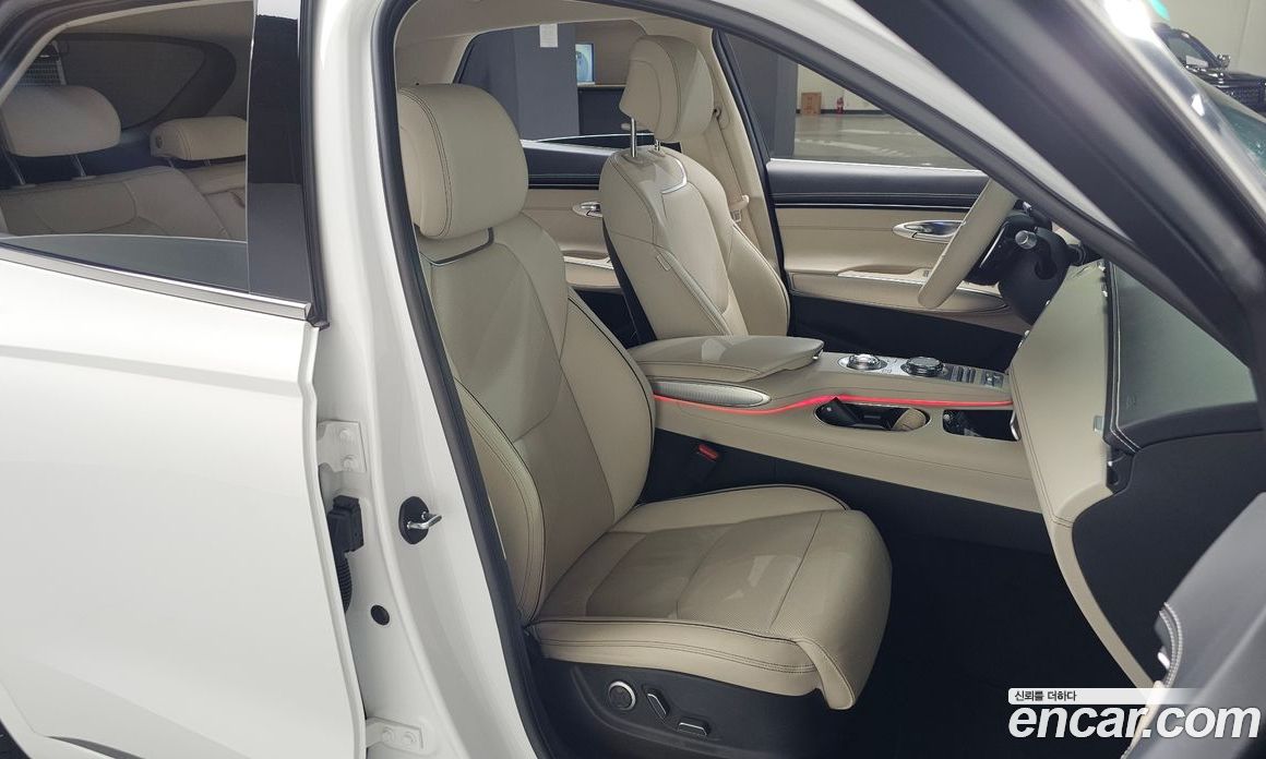 Genesis GV70 2.5T Gasoline AWD