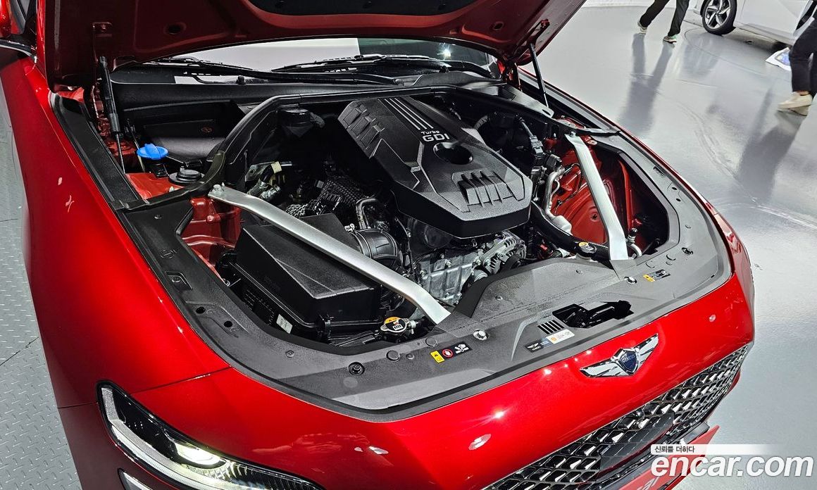Genesis G70 Gasoline 2.0T 4WD