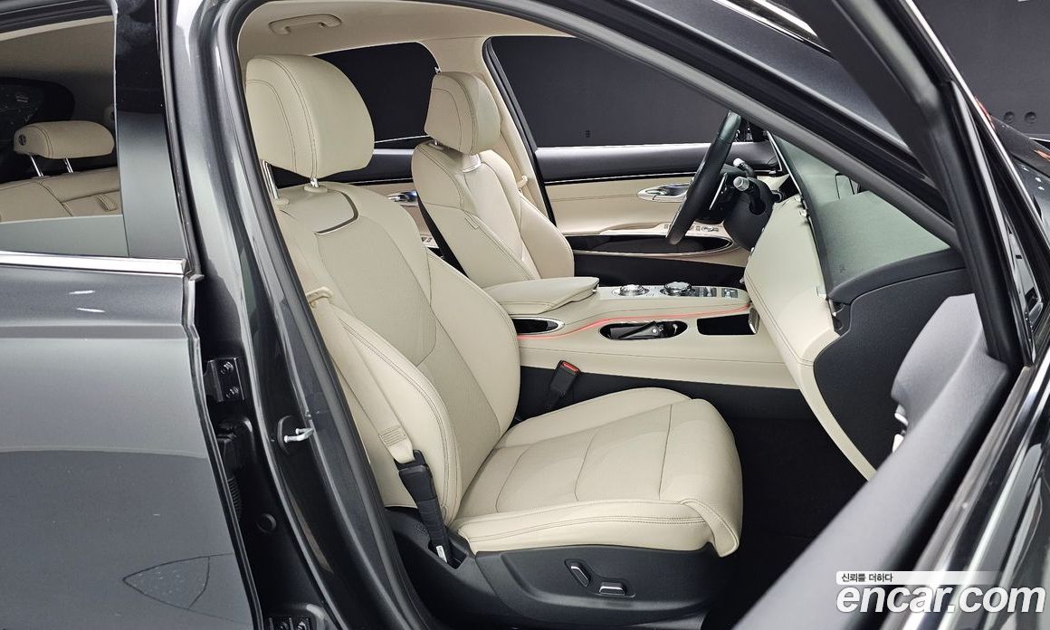 Genesis GV70 2.5T Gasoline 2WD