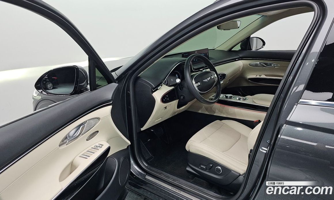 Genesis GV70 2.5T Gasoline 2WD