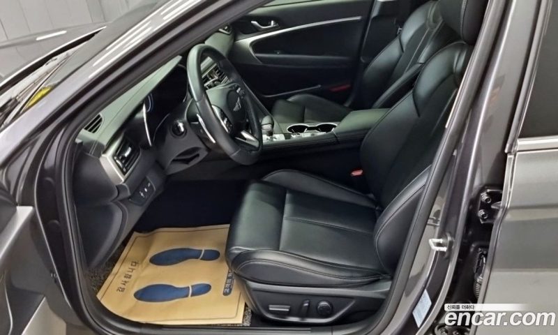 Genesis G70 Gasoline 2.0T 2WD