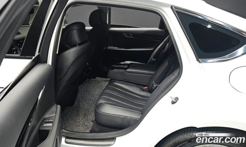 Genesis G80 Gasoline 2.5 Turbo 2WD