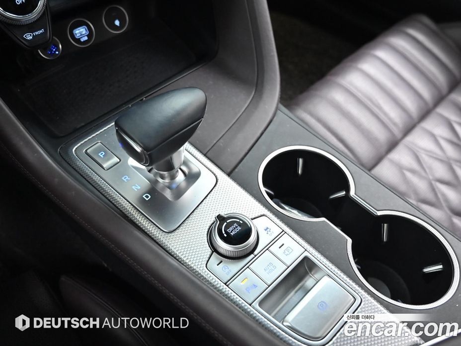 Genesis G70 Gasoline 2.0T 4WD