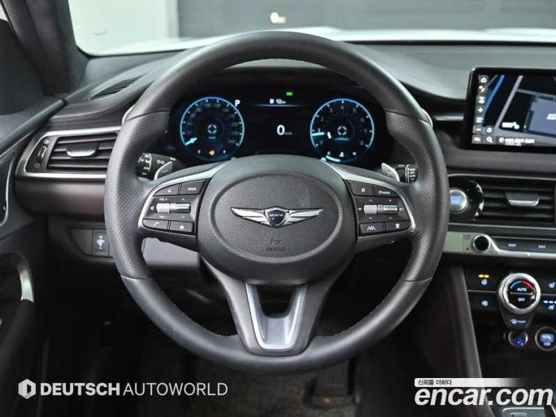 Genesis G70 Gasoline 2.0T 4WD