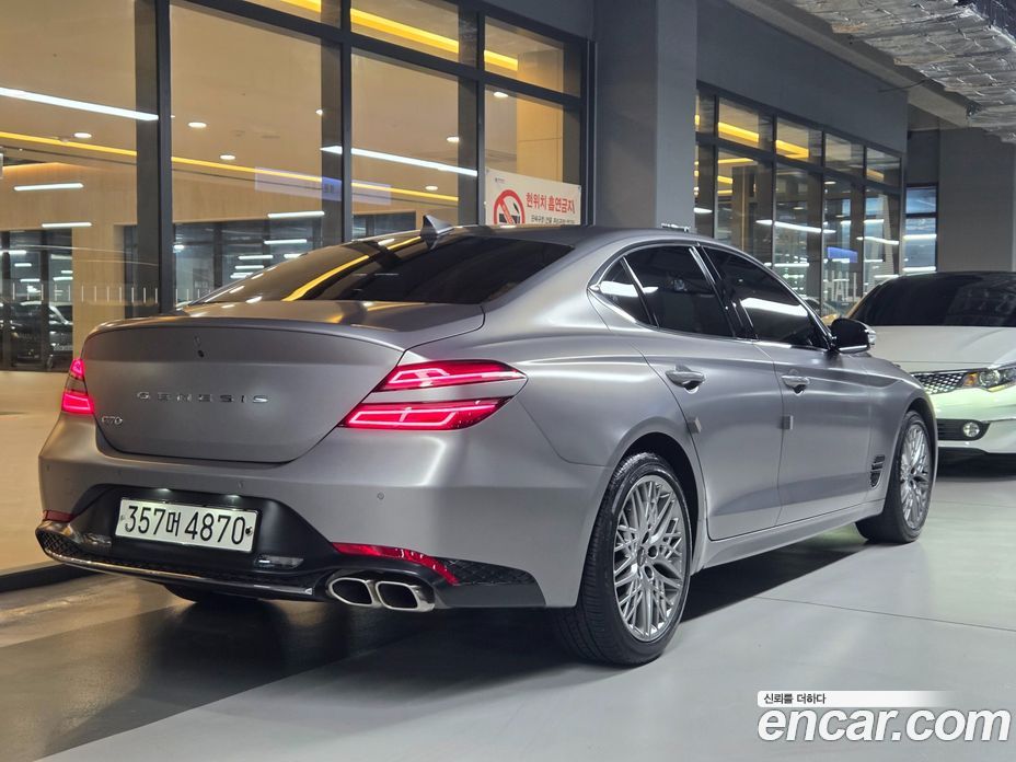 Genesis G70 Gasoline 2.0T 2WD