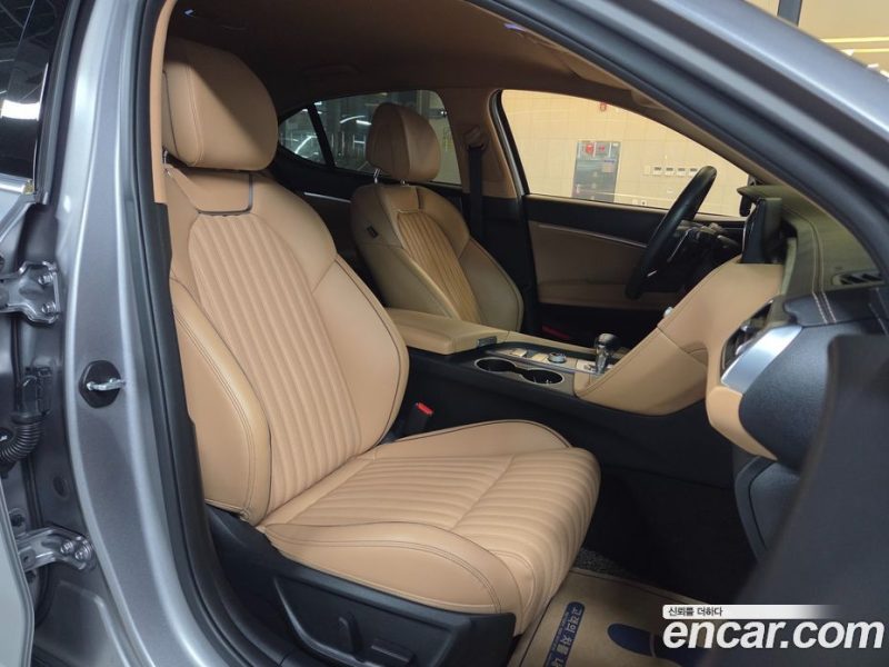 Genesis G70 Gasoline 2.0T 2WD
