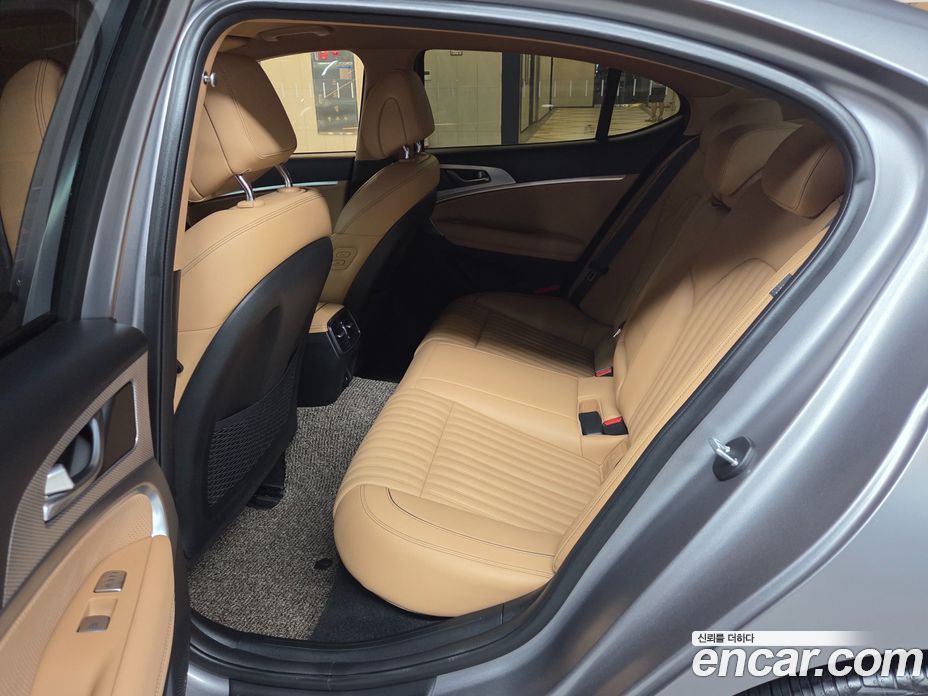 Genesis G70 Gasoline 2.0T 2WD