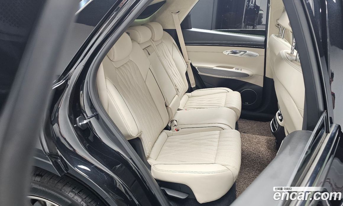 Genesis GV70 2.5T Gasoline 2WD