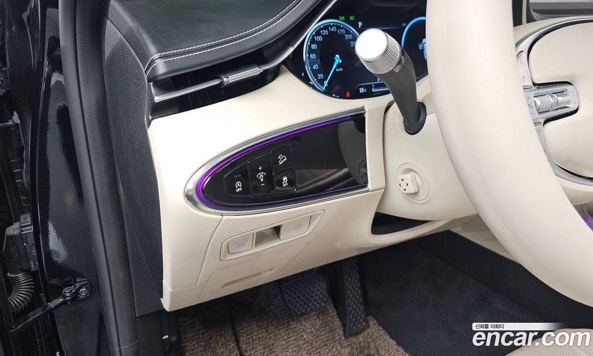 Genesis GV70 2.5T Gasoline 2WD