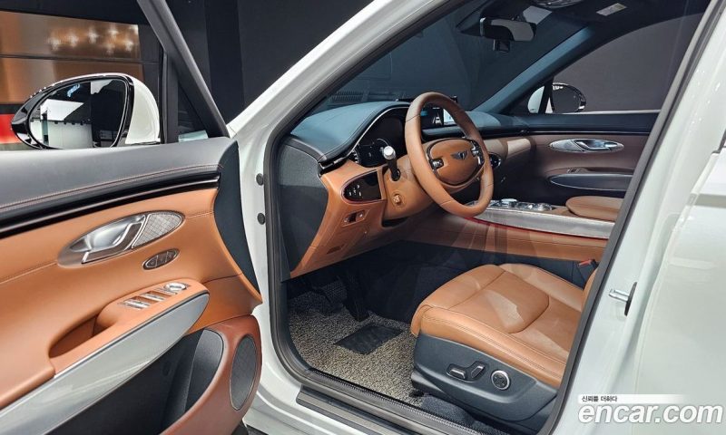 Genesis GV70 2.5T Gasoline 2WD