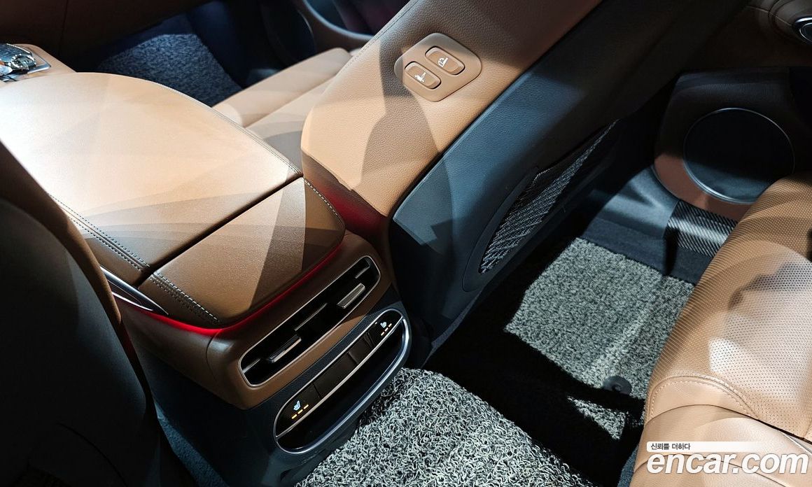 Genesis GV70 2.5T Gasoline 2WD