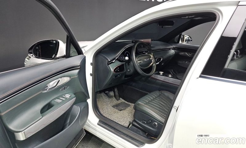 Genesis GV70 2.5T Gasoline 2WD