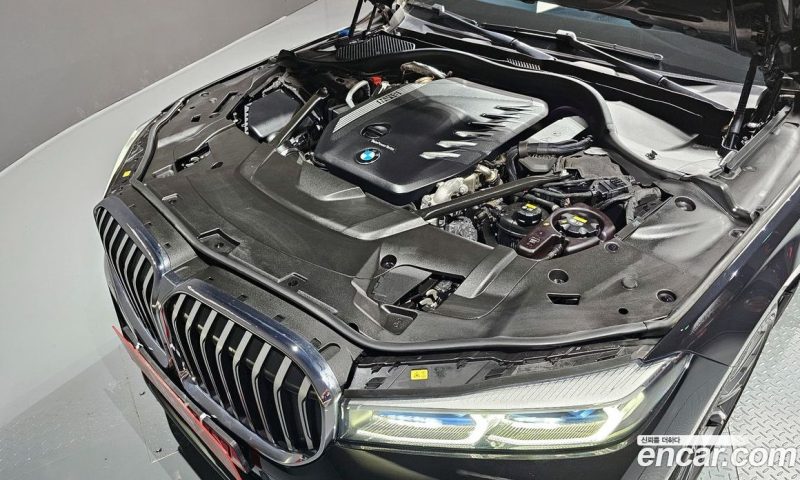 BMW 7-Series 730Ld xDrive M Sport
