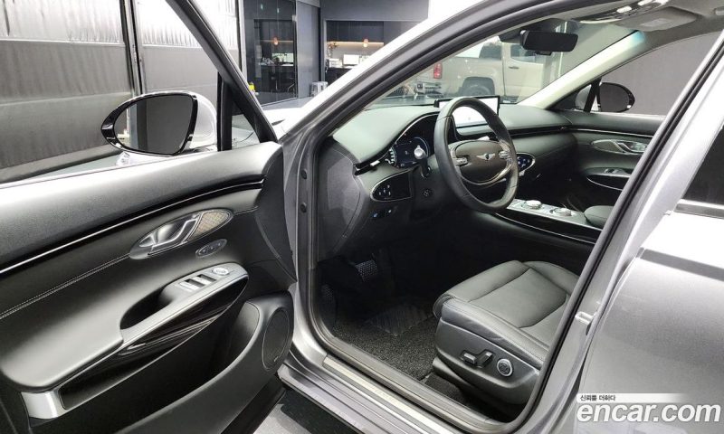 Genesis GV70 2.5T Gasoline AWD