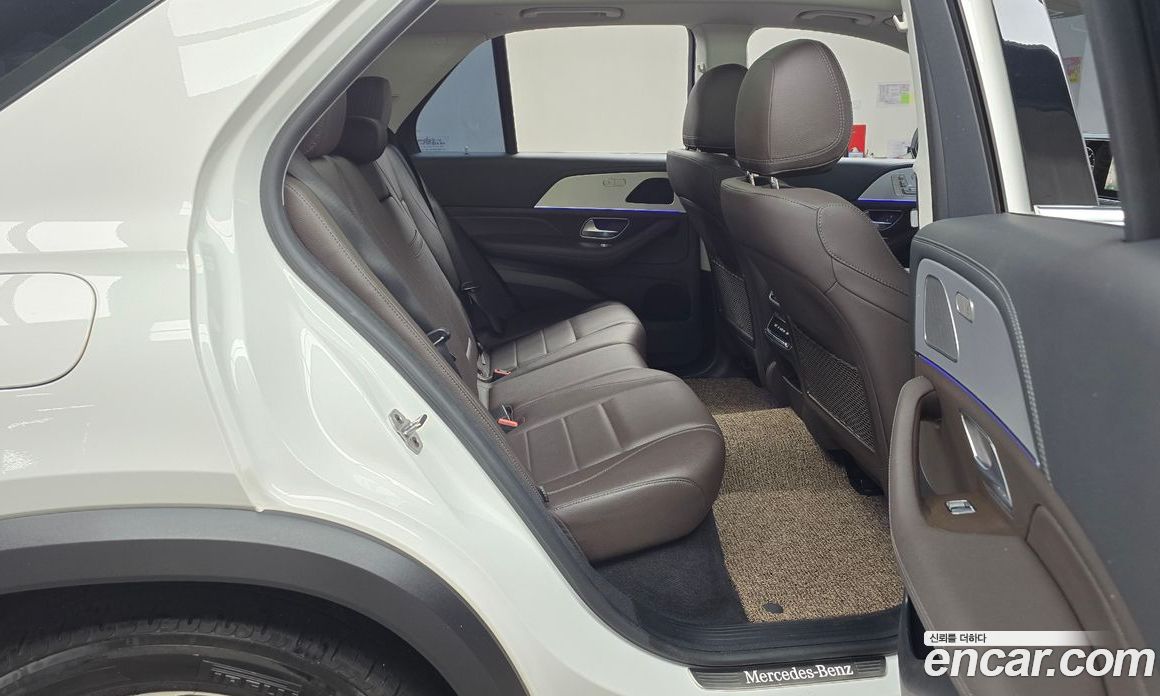 Mercedes Benz GLE-Class GLE300d 4MATIC