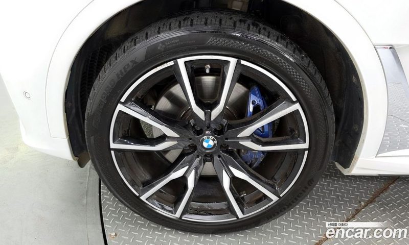 BMW X7 xDrive 40D M Sport 6STR