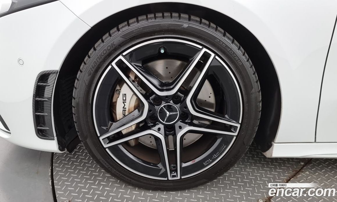 Mercedes Benz A-Class AMG A35 4MATIC Sedan