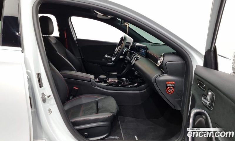 Mercedes Benz A-Class AMG A35 4MATIC Sedan