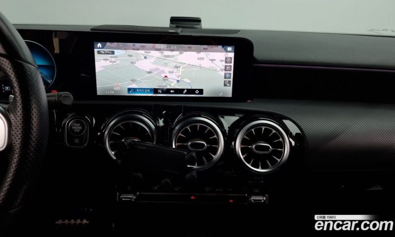 Mercedes Benz A-Class AMG A35 4MATIC Sedan