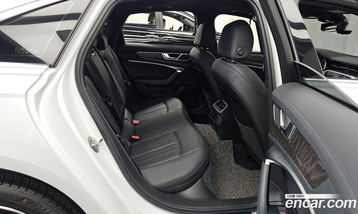 Audi A6 45 TFSI Premium