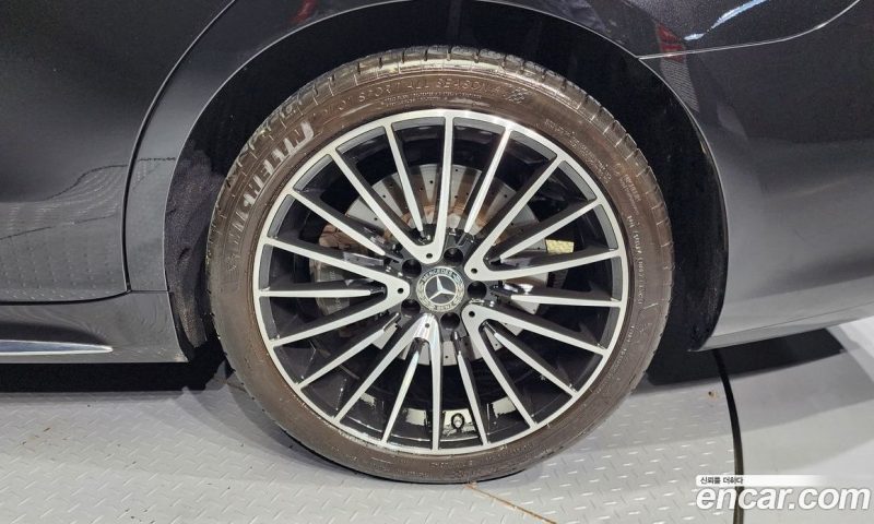 Mercedes Benz S-Class S400 D 4MATIC