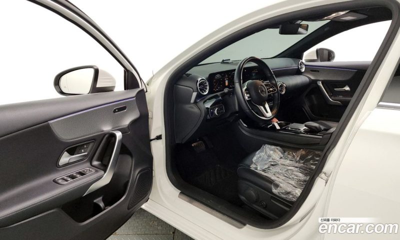 Mercedes Benz A-Class A220 Hatchback