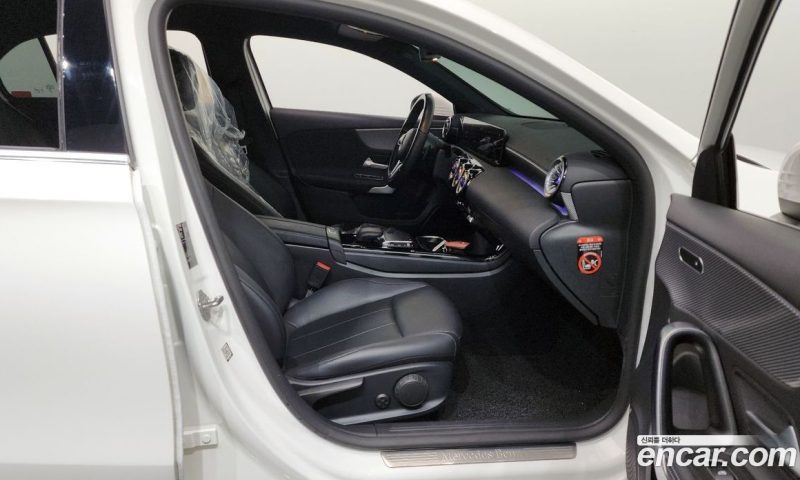 Mercedes Benz A-Class A220 Hatchback