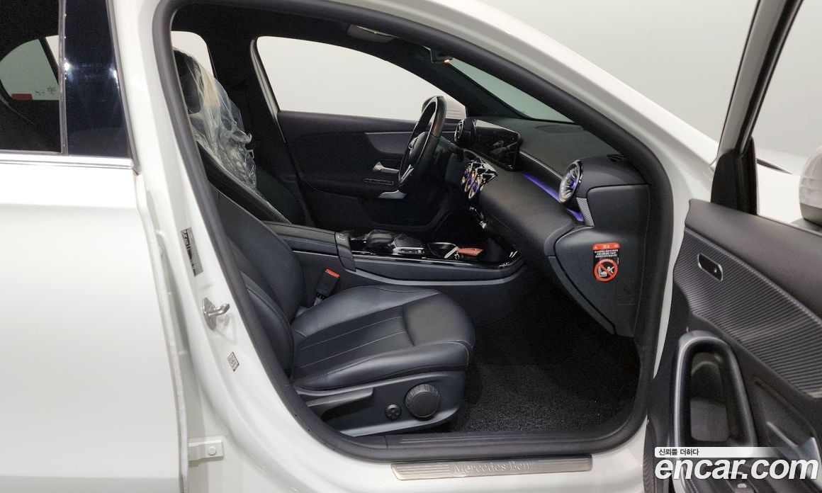 Mercedes Benz A-Class A220 Hatchback