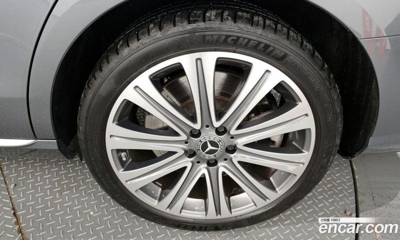 Mercedes Benz E-Class E450 4MATIC Exclusive