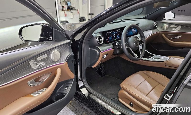 Mercedes Benz E-Class E350 4MATIC Avantgarde