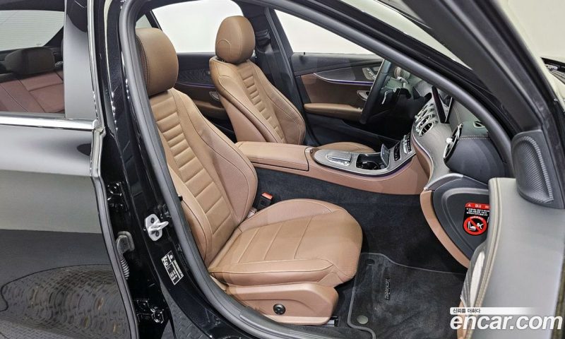 Mercedes Benz E-Class E350 4MATIC Avantgarde