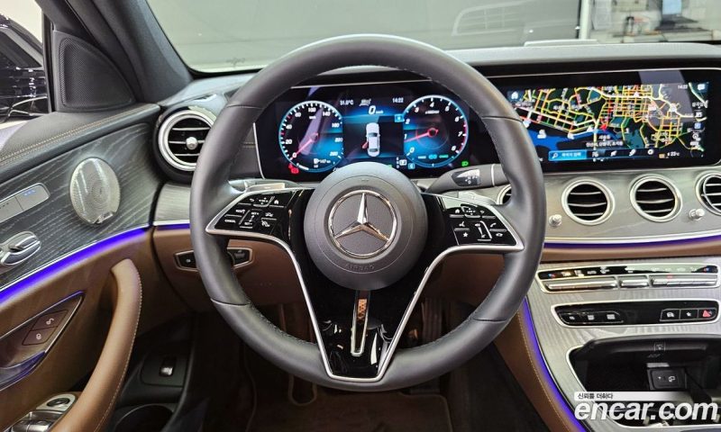 Mercedes Benz E-Class E350 4MATIC Avantgarde