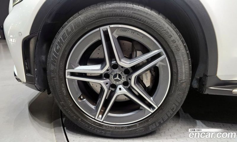 Mercedes Benz GLC-Class GLC220 D 4MATIC Coupe