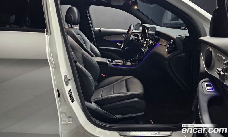 Mercedes Benz GLC-Class GLC220 D 4MATIC Coupe