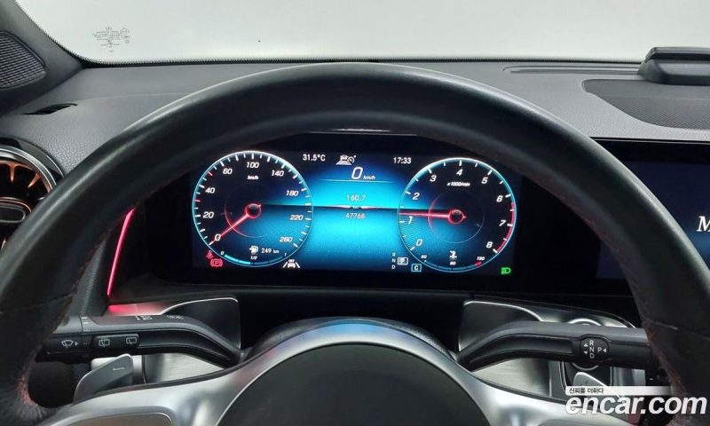 Mercedes Benz GLB-Class GLB250 4MATIC